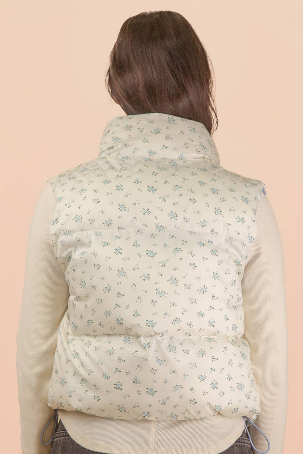 VERY J - Wholesale Outerwear Vest - Women's - NJ90395-Floral Printed Cropped Puffer Vest3