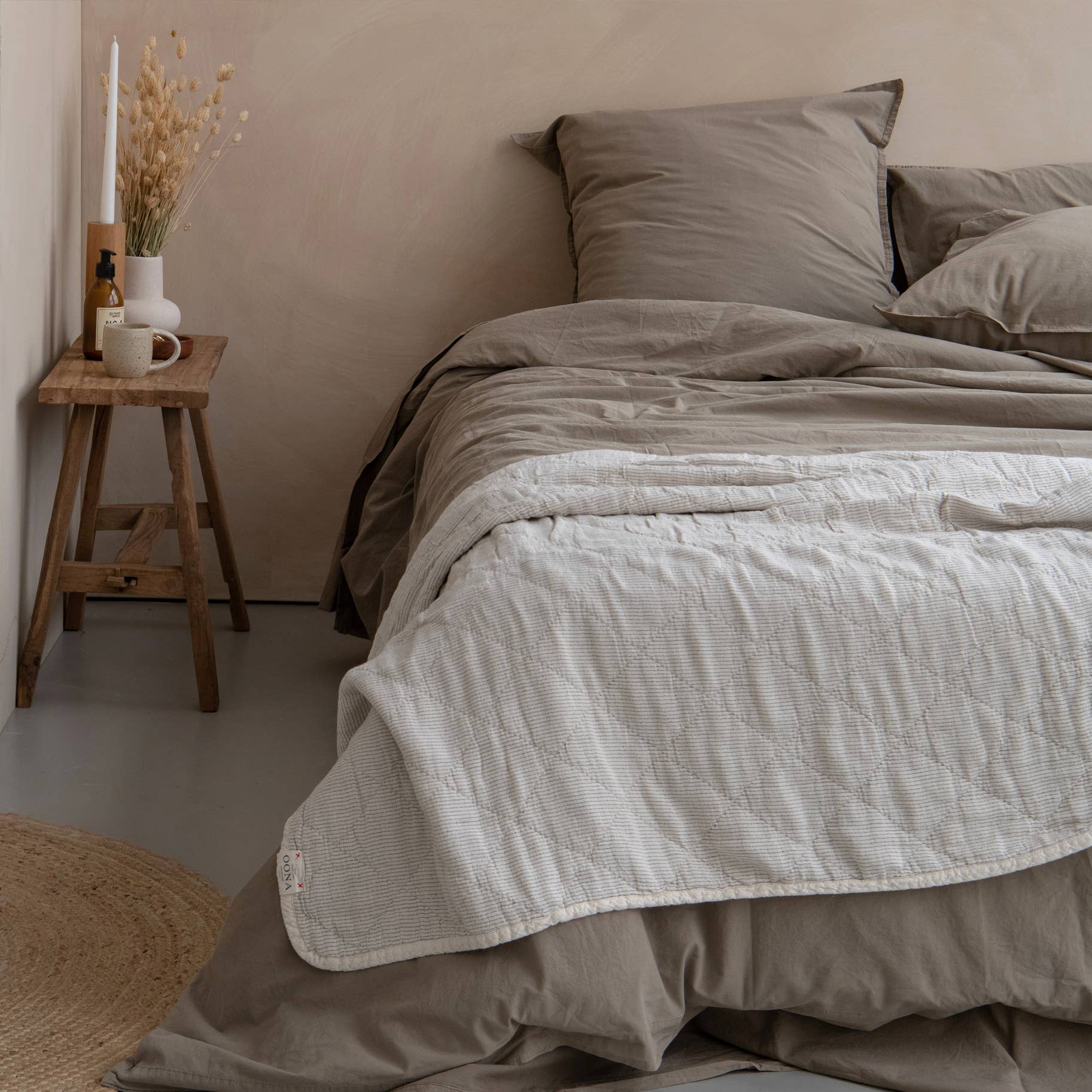 OONA Home - Wholesale Quilt - Throw, bedspread18