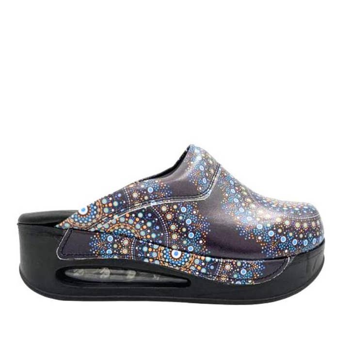 Chenson & Gorett - Wholesale Clogs - Women's - Airmax Leather Clogs with Flexible Sole for Women. Promo1