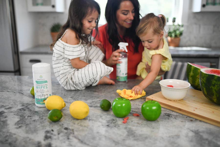 MomRemedy - Vendita all'ingrosso Detergente multisuperficie - Detergente e smacchiatore a base di perossido di idrogeno - 710 ml3