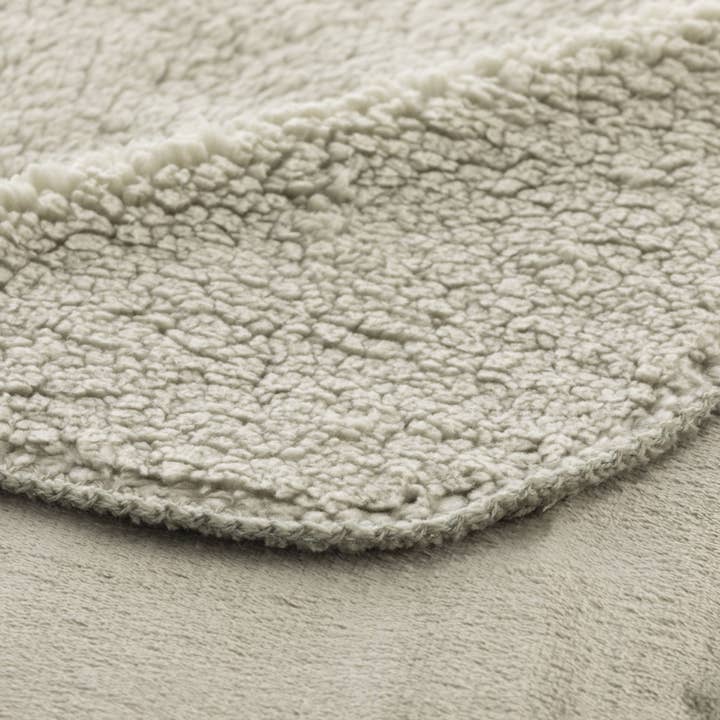 SG HOGAR - Wholesale Throw Blanket - Sedalina Extra Soft Blanket - Sherpa Army Green - 150X200 Cm1