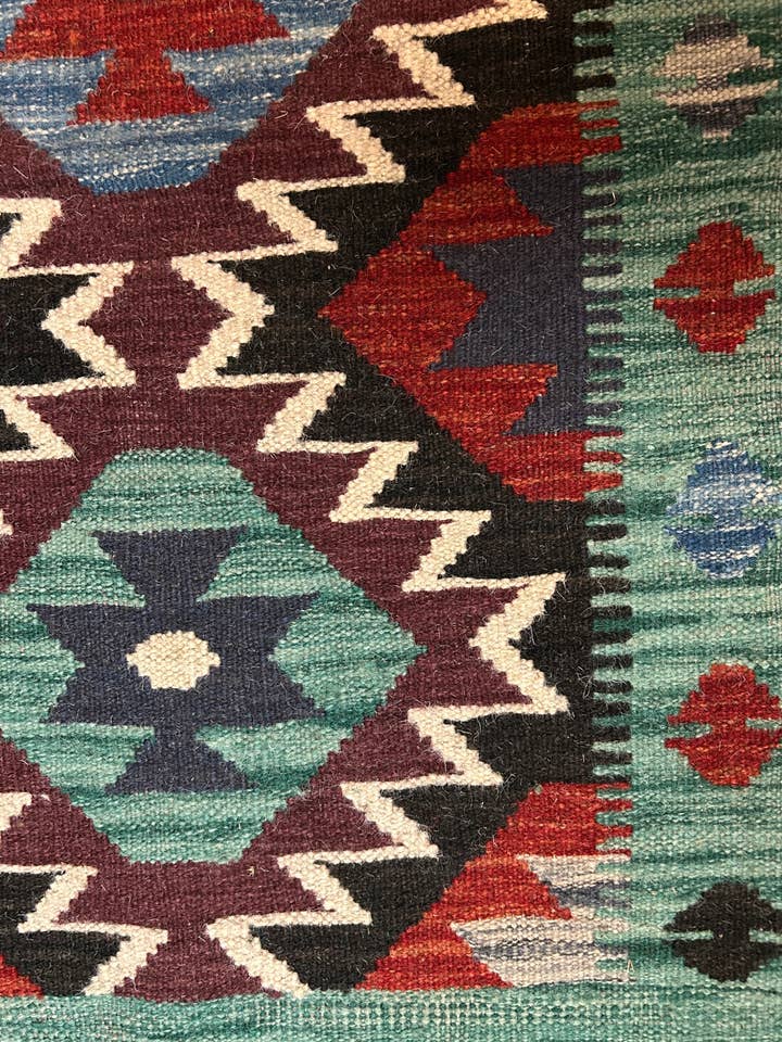 Kilim Runner Rug for wholesale by Turkmen Handicrafts