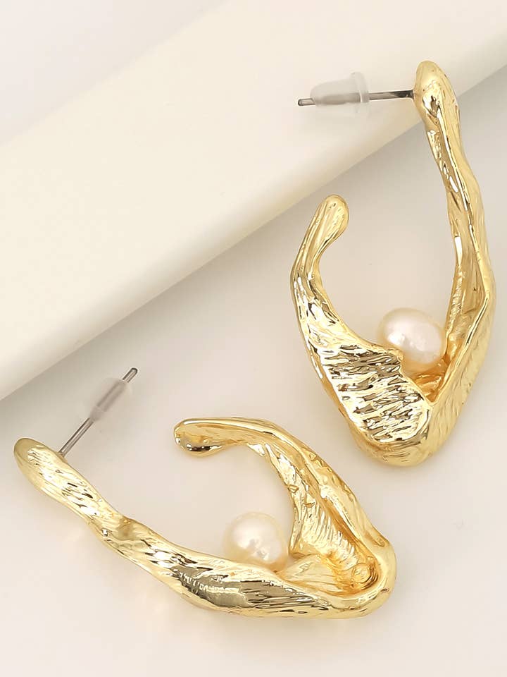 Orecchini Astratti in Oro Placcato con Perle per la vendita all'ingrosso da parte di BUBU BY TEKIN SHOP