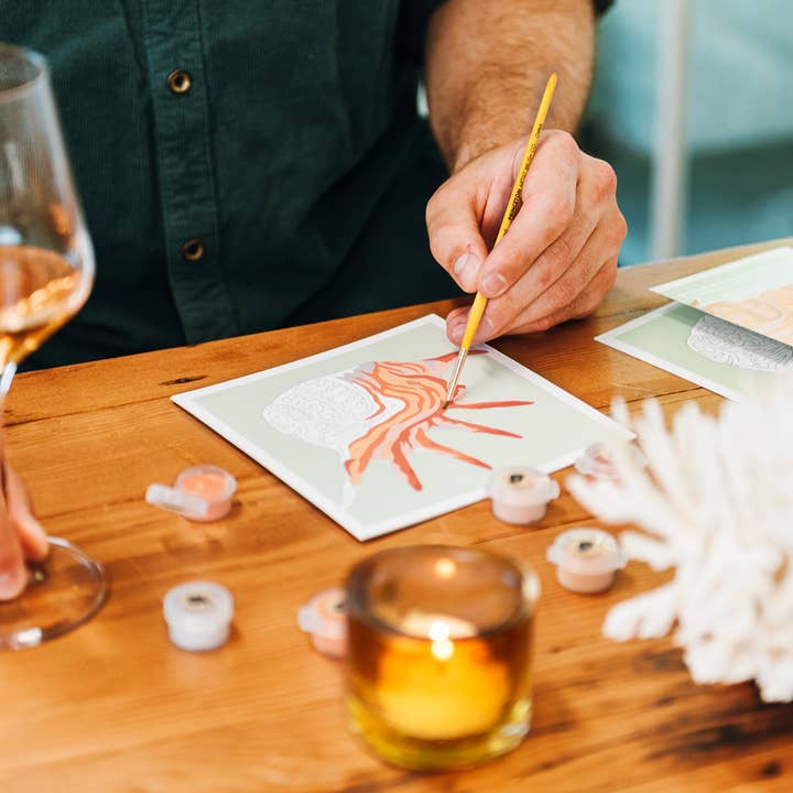 Elle Crée (She Creates) - Wholesale DIY craft kit - Spiny Conch Shell MINI Paint-by-Number Kit1