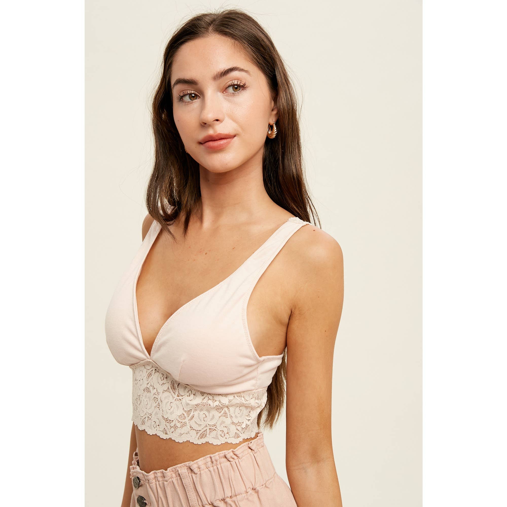 Wishlist Apparel – wholesale Bralette – Women's – LACE TRIM DETAIL BRALETTE / WL22-66091