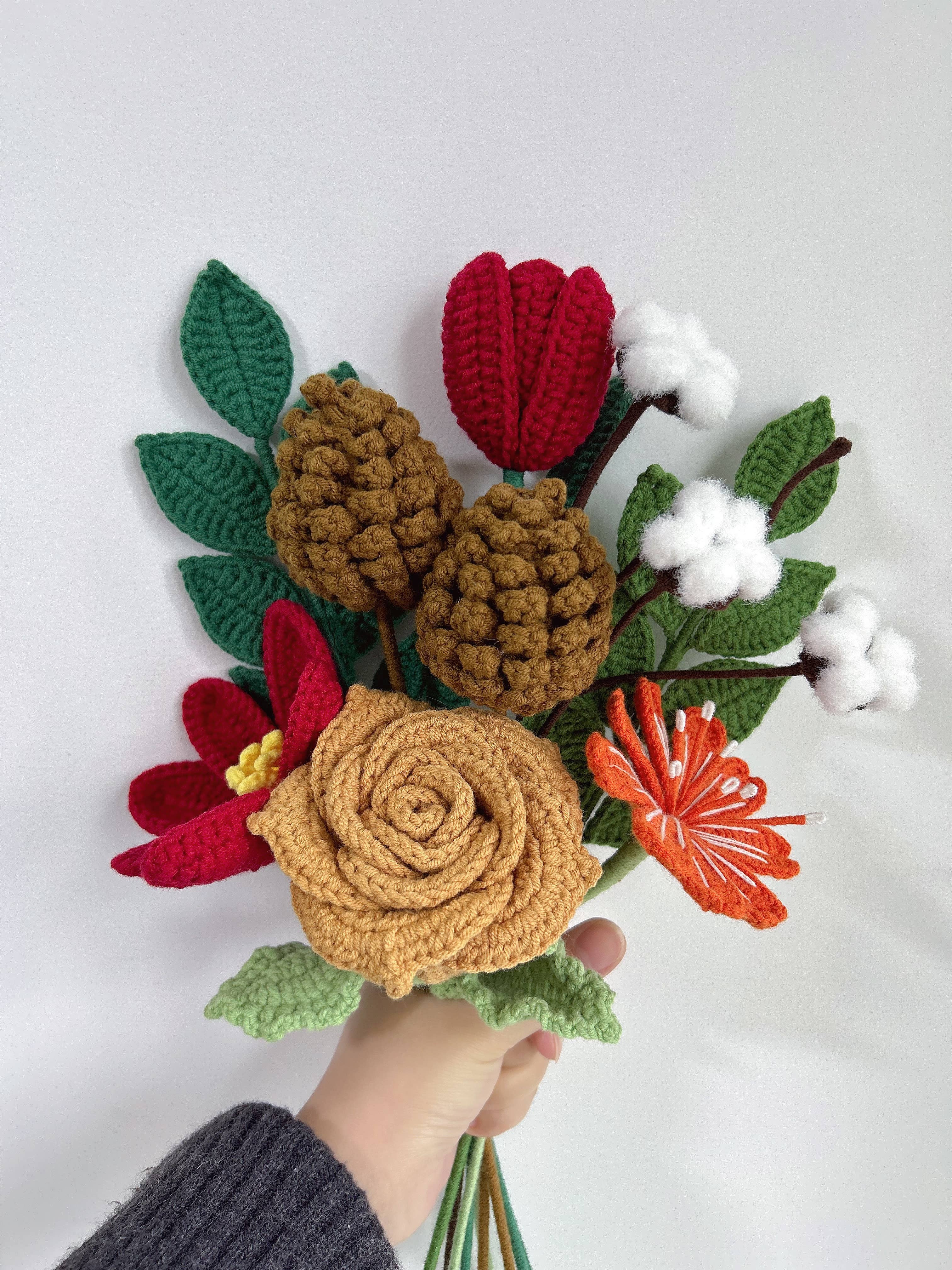 Lilyrosy(Duty free) - Wholesale Christmas decoration - Crochet Christmas Bouquet, Handmade Gifts, holiday decor