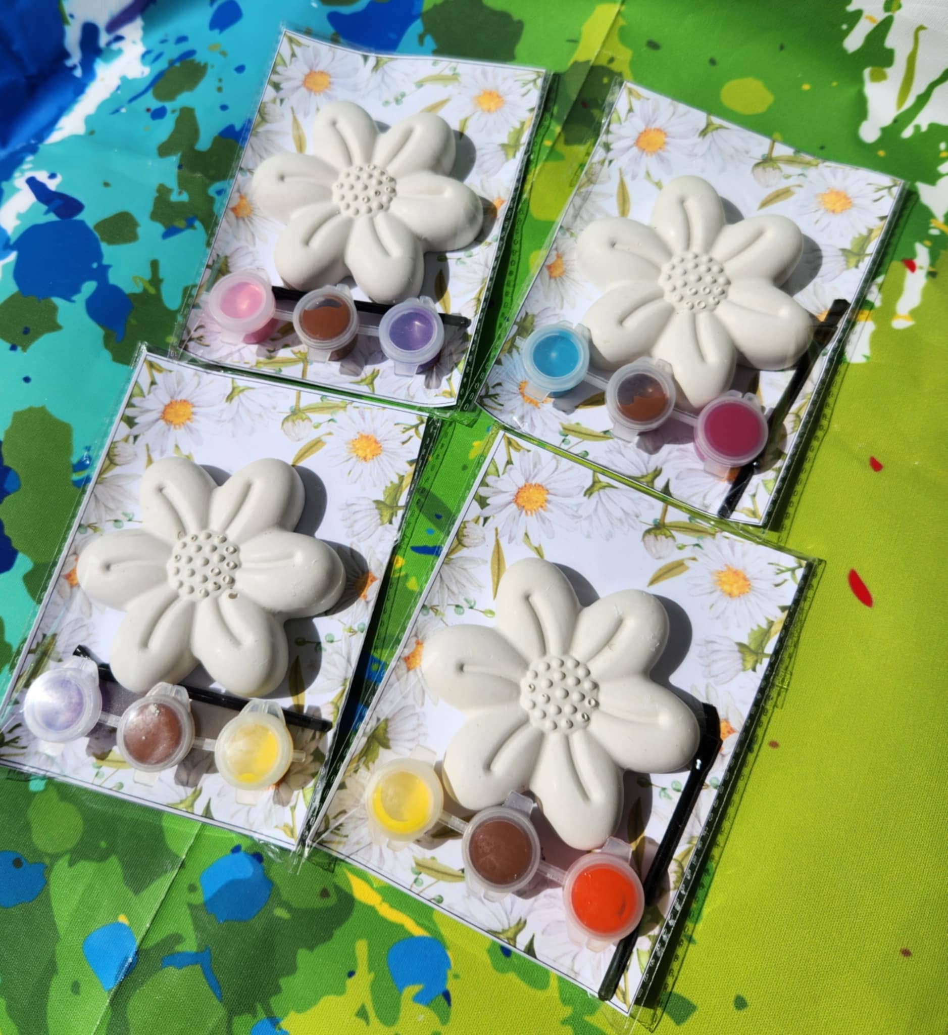 Snazzy Crayons - Wholesale DIY Craft Kit - Daisy Flower Paint Kit – Birthday Party Favors 2