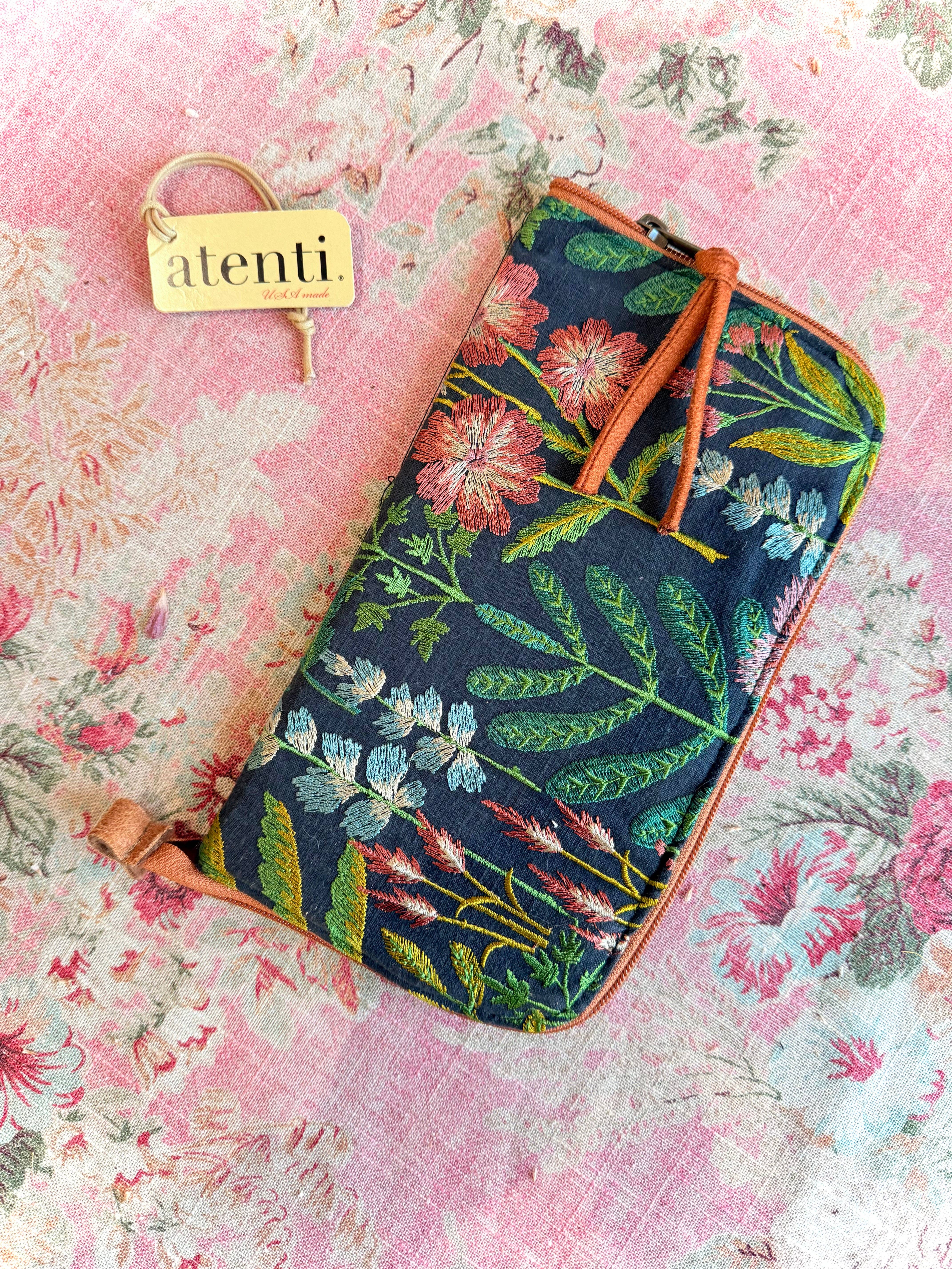 Atenti - Venta al por mayor Material para punto/ganchillo - Estuche Meadow para agujas y herramientas1