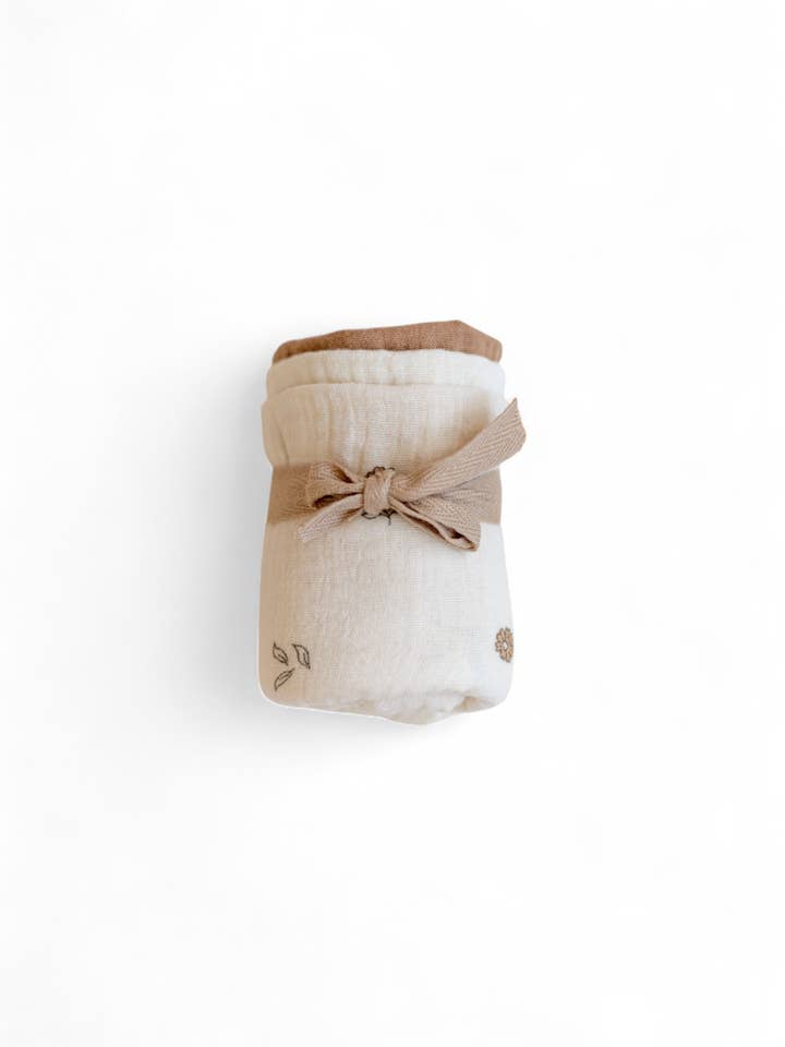 Conjunto de fraldas de musselina / Flores Pequenas por atacado de PETITE EvelinaApparel