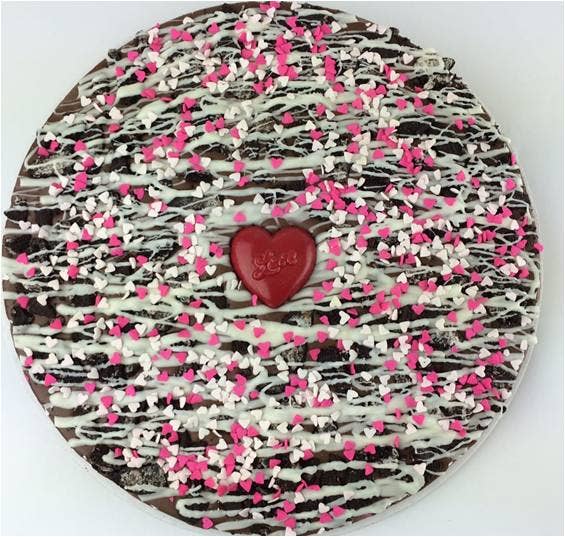 CB Stuffer - Wholesale Chocolate Box - Love is Cookies & Cream Pizza2