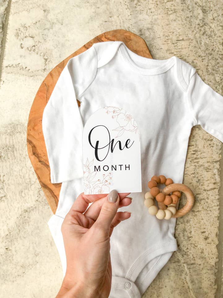 Ensemble de jalons pivoine - Arch pour la vente par The Crafty Brunette Co