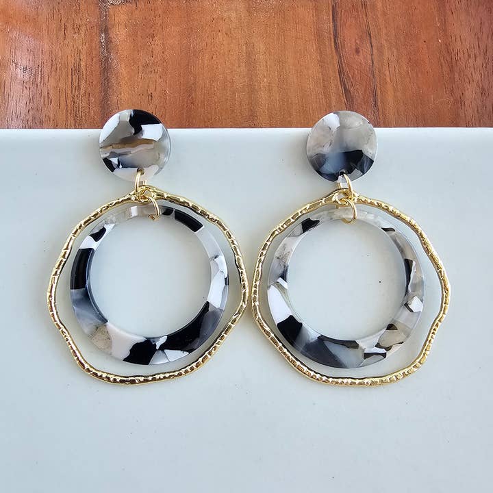 Boucles d'oreilles Georgia - Ivoire & Ardoise // Bijoux, Automne pour la vente par Spiffy & Splendid