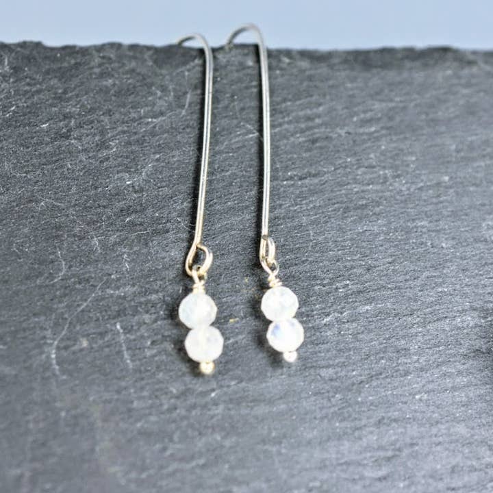 Månsten örhängen i sterlingsilver för wholesale av Silver Wolf Productions