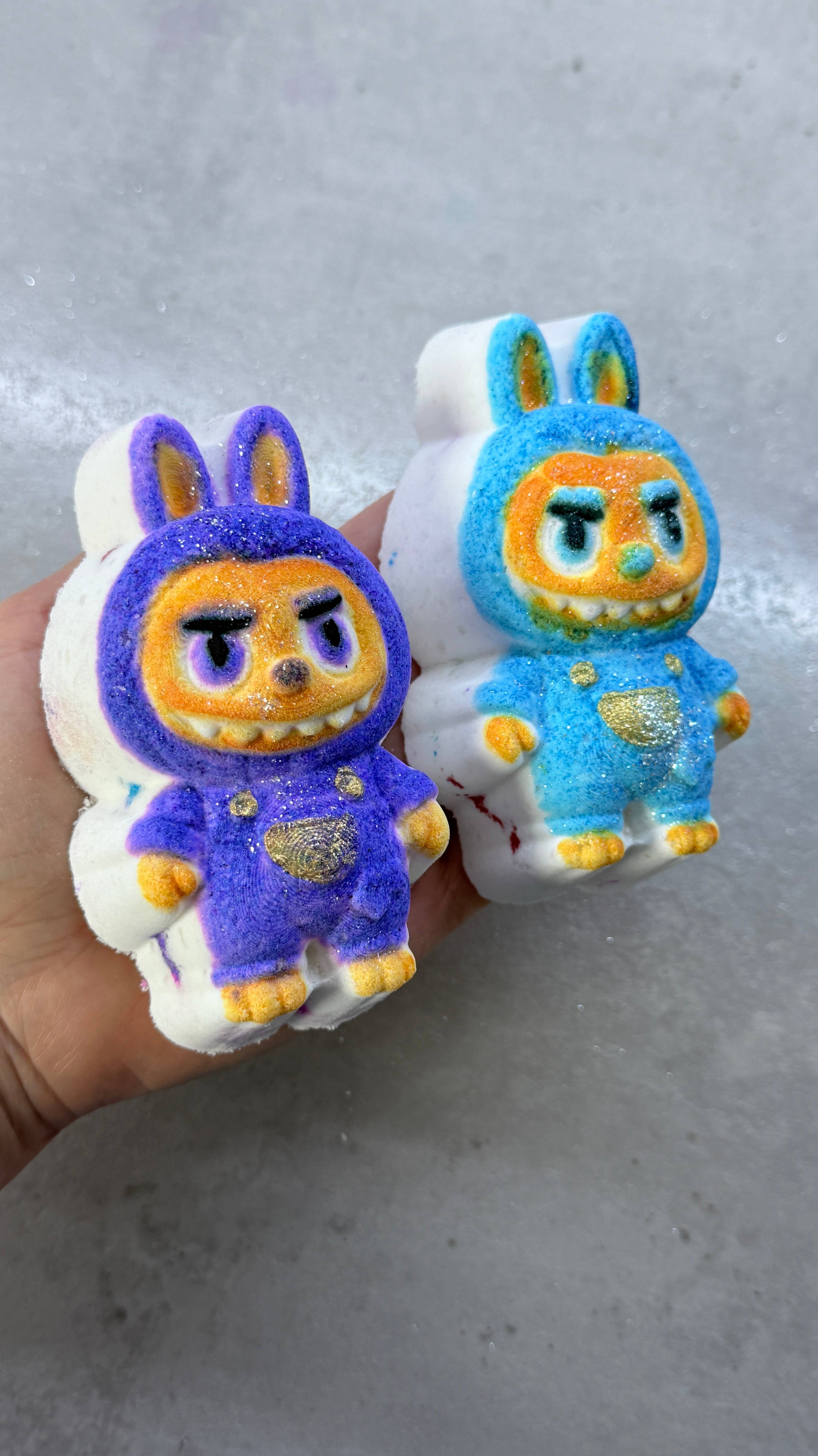 Unique creations soap company - Vente Bombe de bain/poudre effervescente pour le bain - Bombe de bain Lapin en colère5