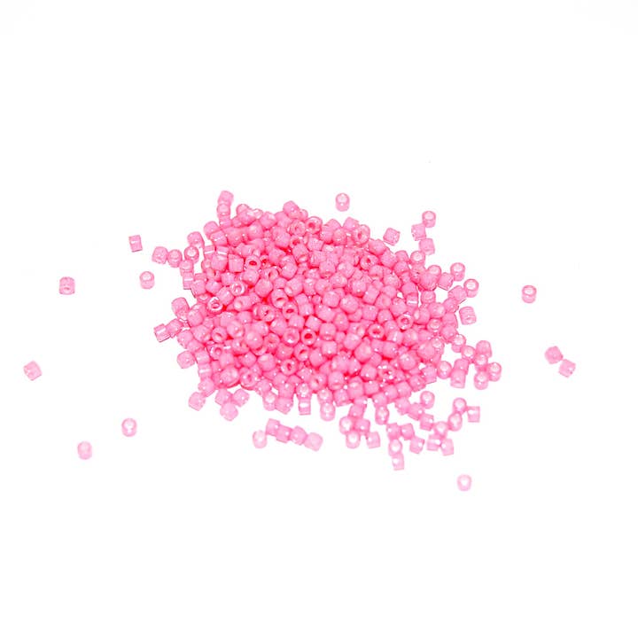5g Miyuki Delica 11/0 ogenomskinlig färgad nejlika rosa DB-1371 för wholesale av Fais-le toi-même