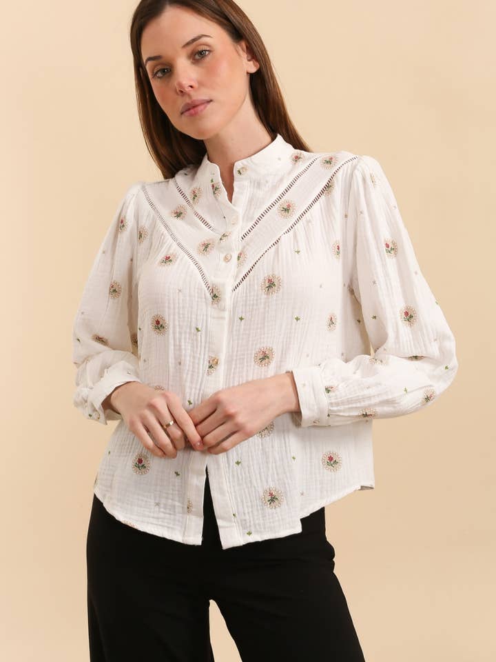 MOOYA - Wholesale Button Down Shirt - Women's - Bohemian cotton gauze floral shirt SJ0017