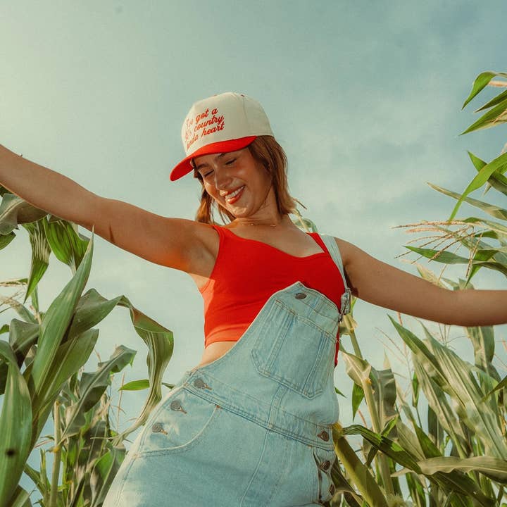 Wilder Made - Vente Casquette de camionneur – femme - Casquette Trucker en toile « 90's Country Kinda Heart »6