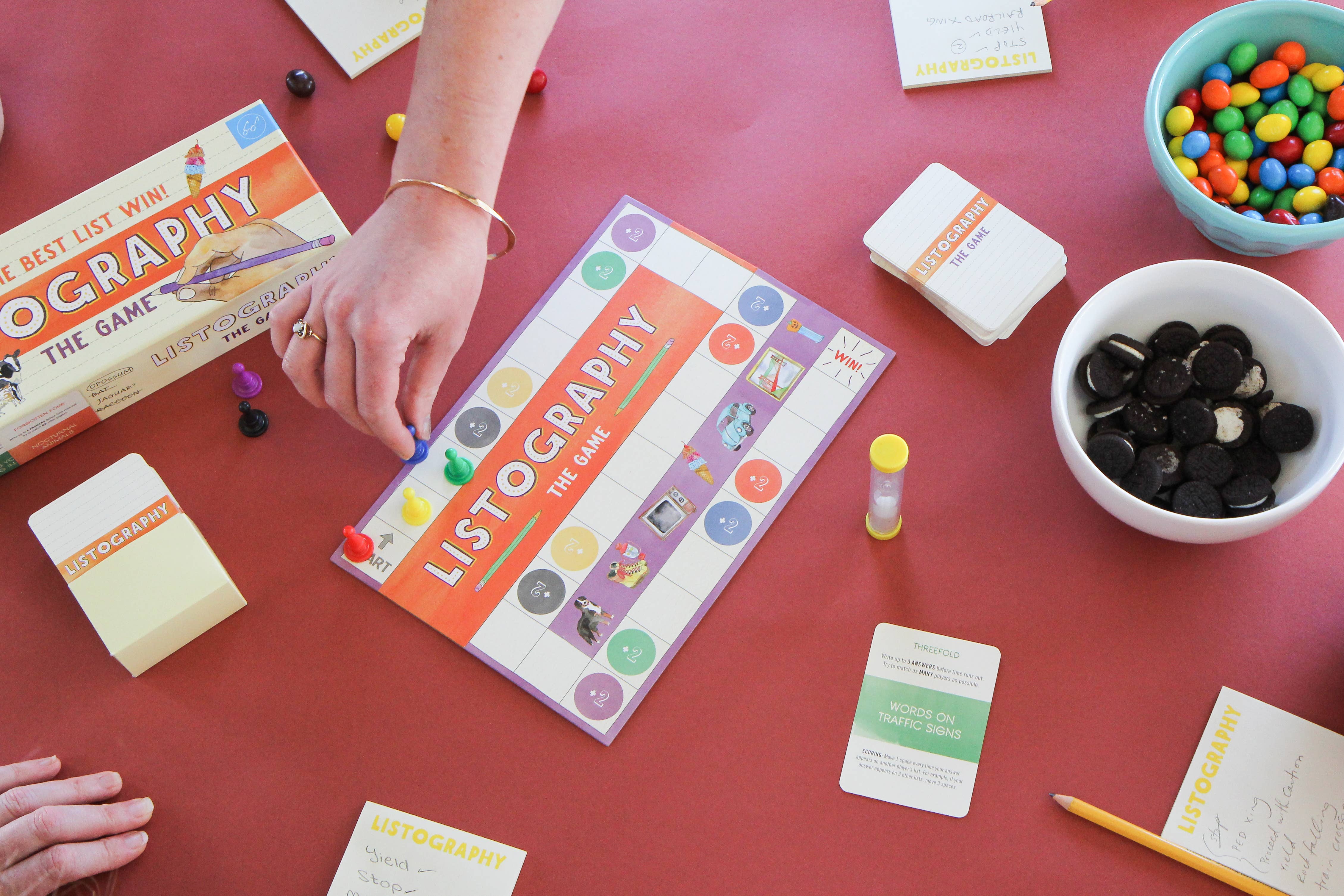 Chronicle Books - Wholesale Board Game - Listography1