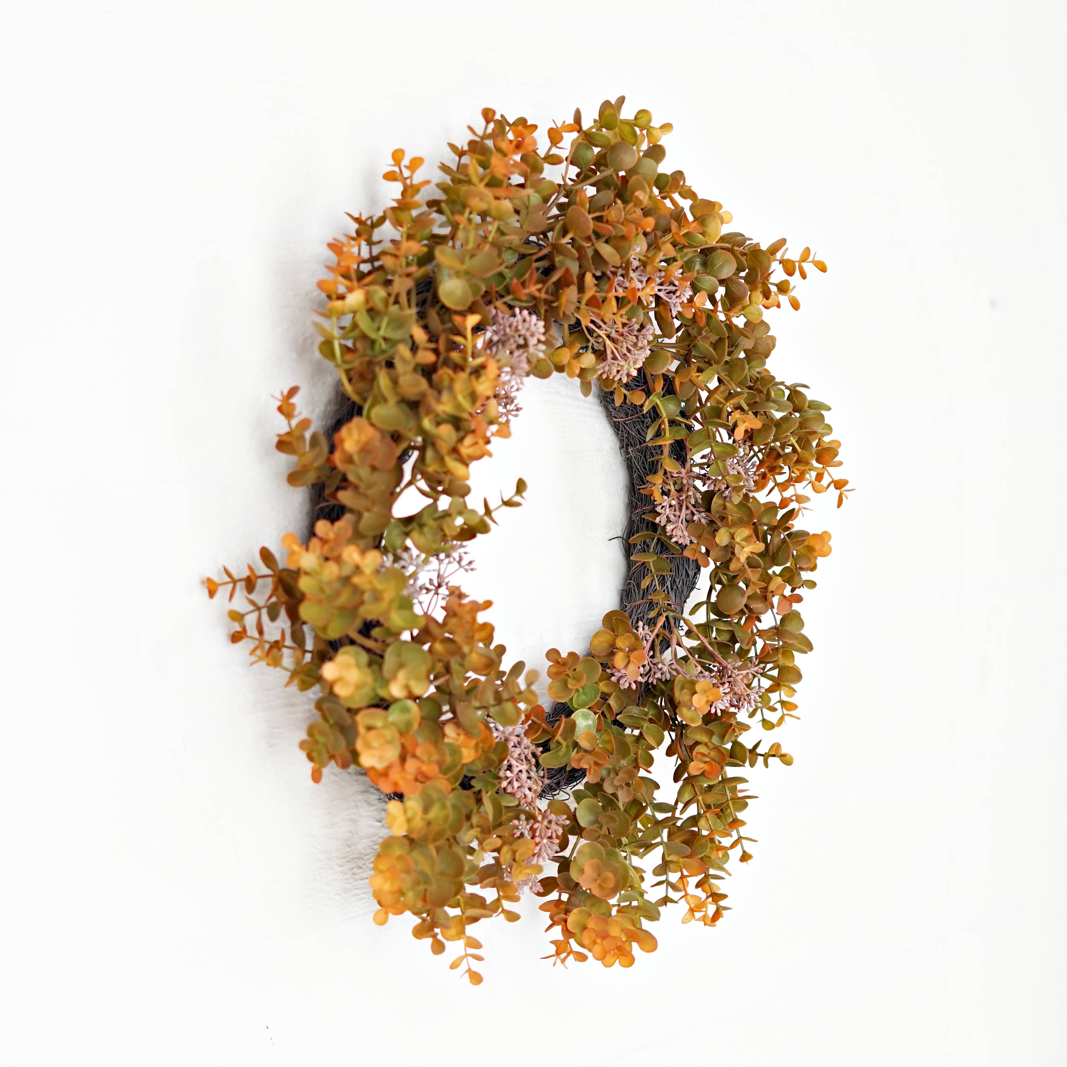 Holiday Depot Inc. - Wholesale Wreath - 530100- 22in Twig Wreath-Fall Mix Seeded Eucalyptus2