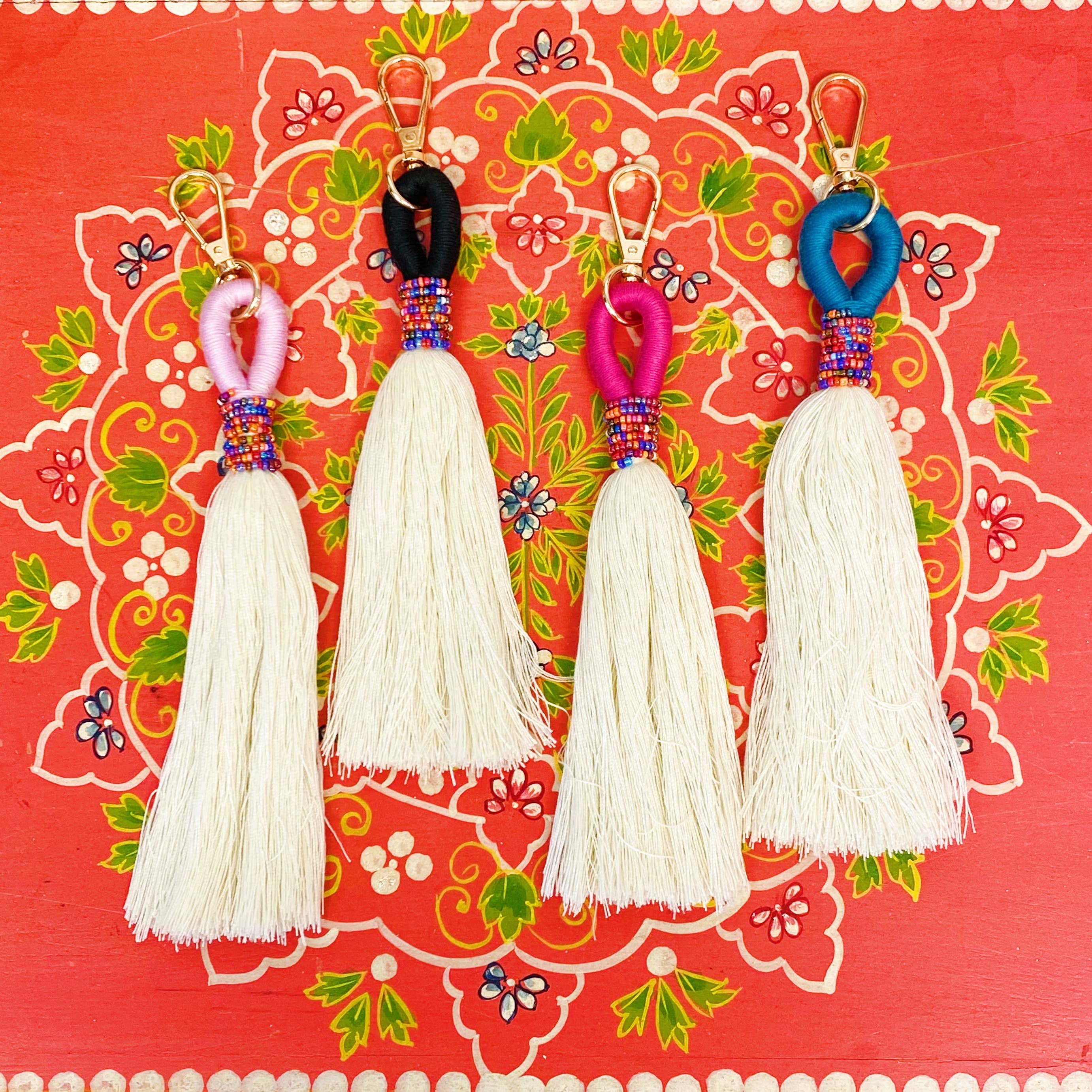 Ellison+Young – wholesale Keychain – Women's – Maya Bay Tasseled Key Chain11