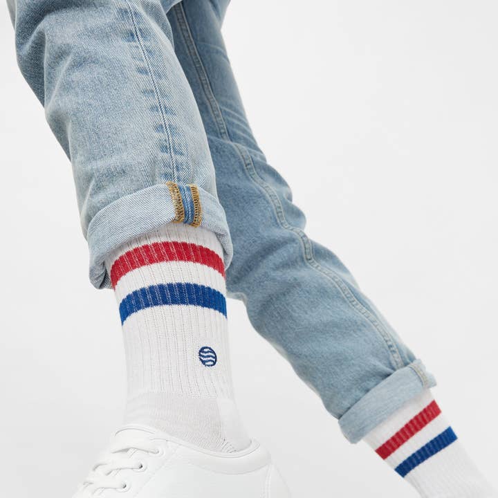 Weiße Tennissocken - Bundle 2 pairs and other Purchase Wholesale palline tennis. Free Returns & Net 60 Terms on Faire trending on Faire.