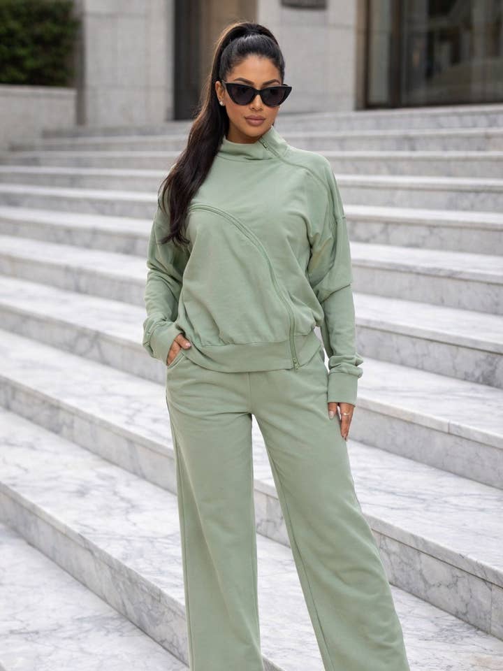 ENSEMBLE PANTALON AMPLE pour la vente par CAPSULLE