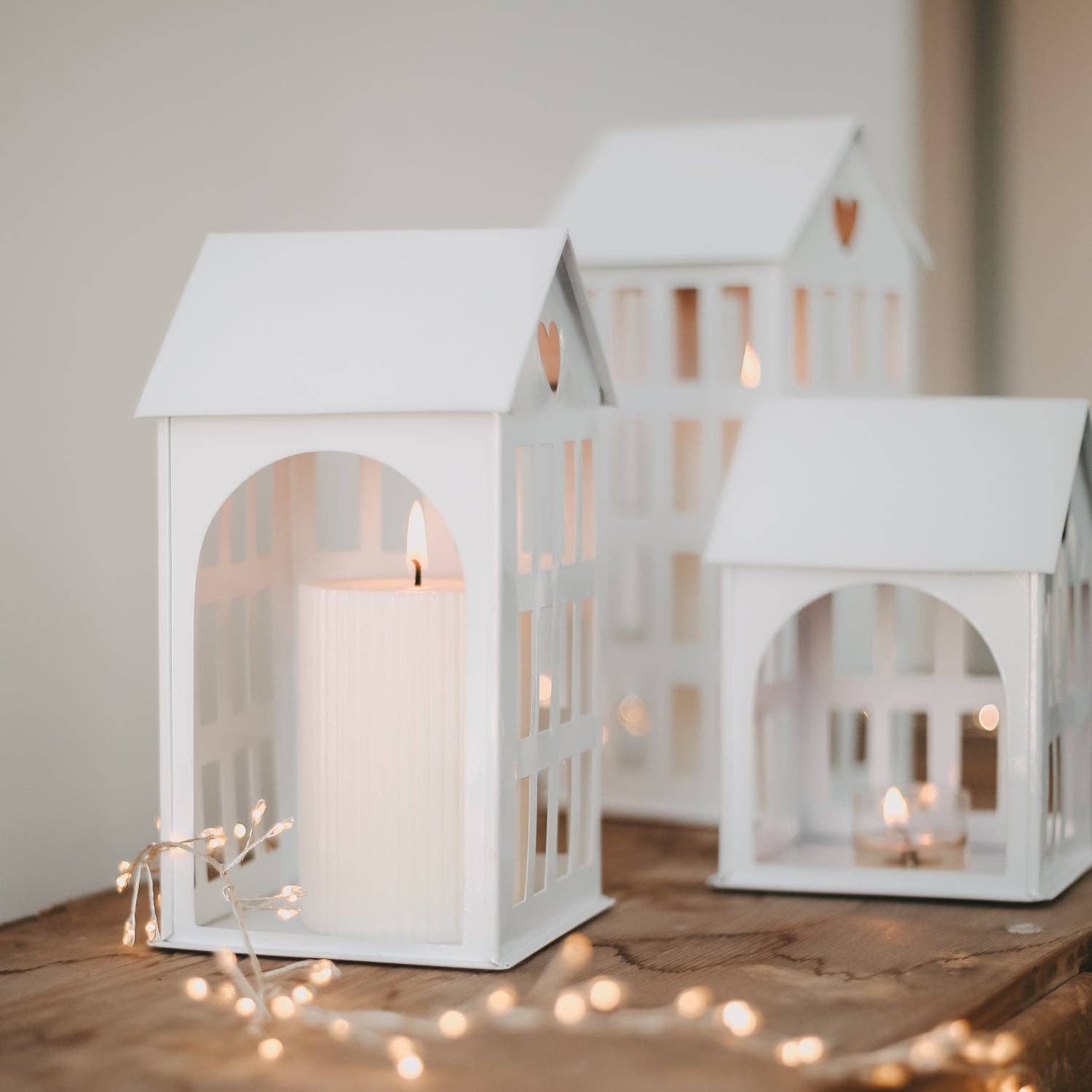 Eulenschnitt - Wholesale Decorative Figurine - Metal house medium white (PU = 4 pcs)6