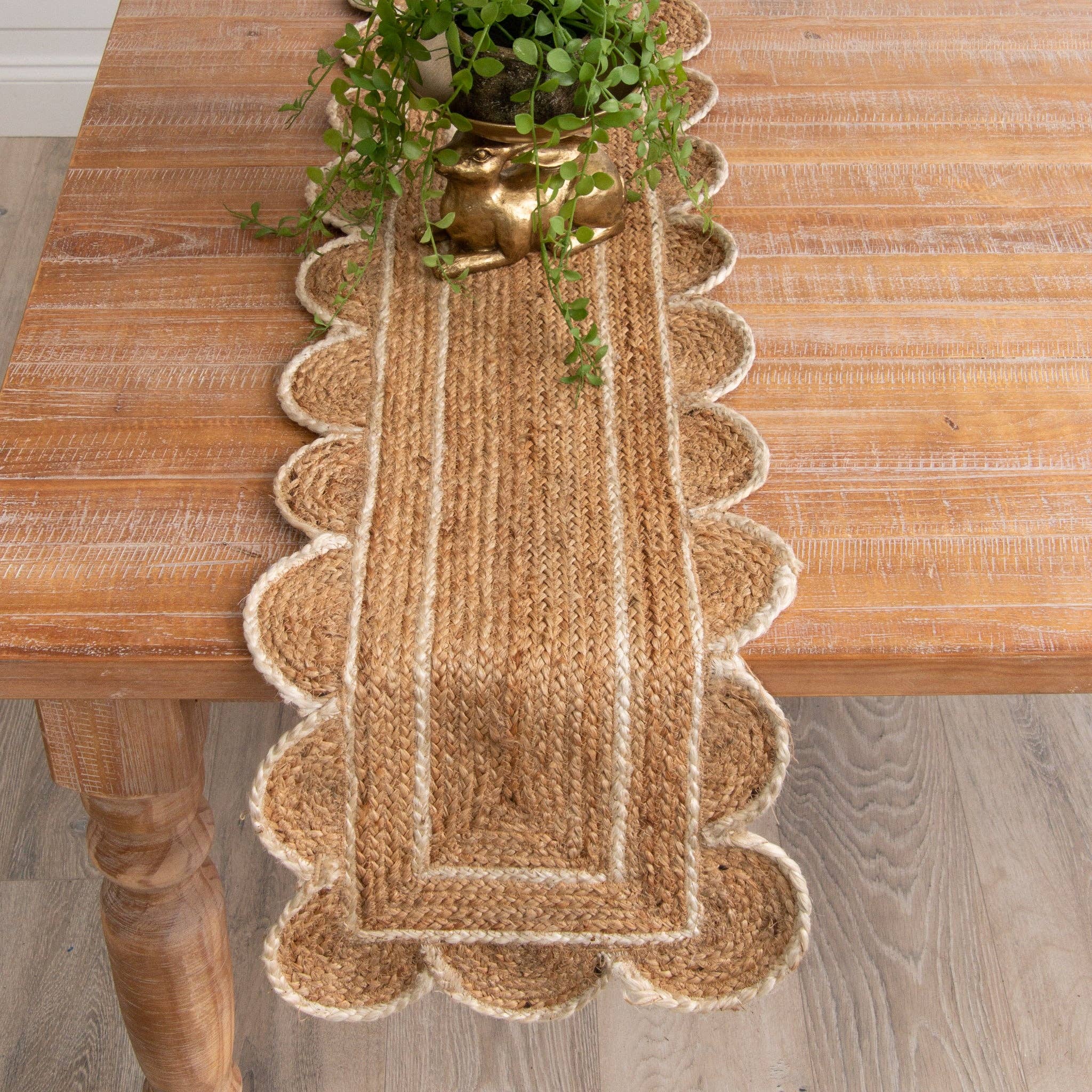 Audrey's Home & Gift - Wholesale Table Runner - Handmade Scalloped Jute Table Runner (PC)2