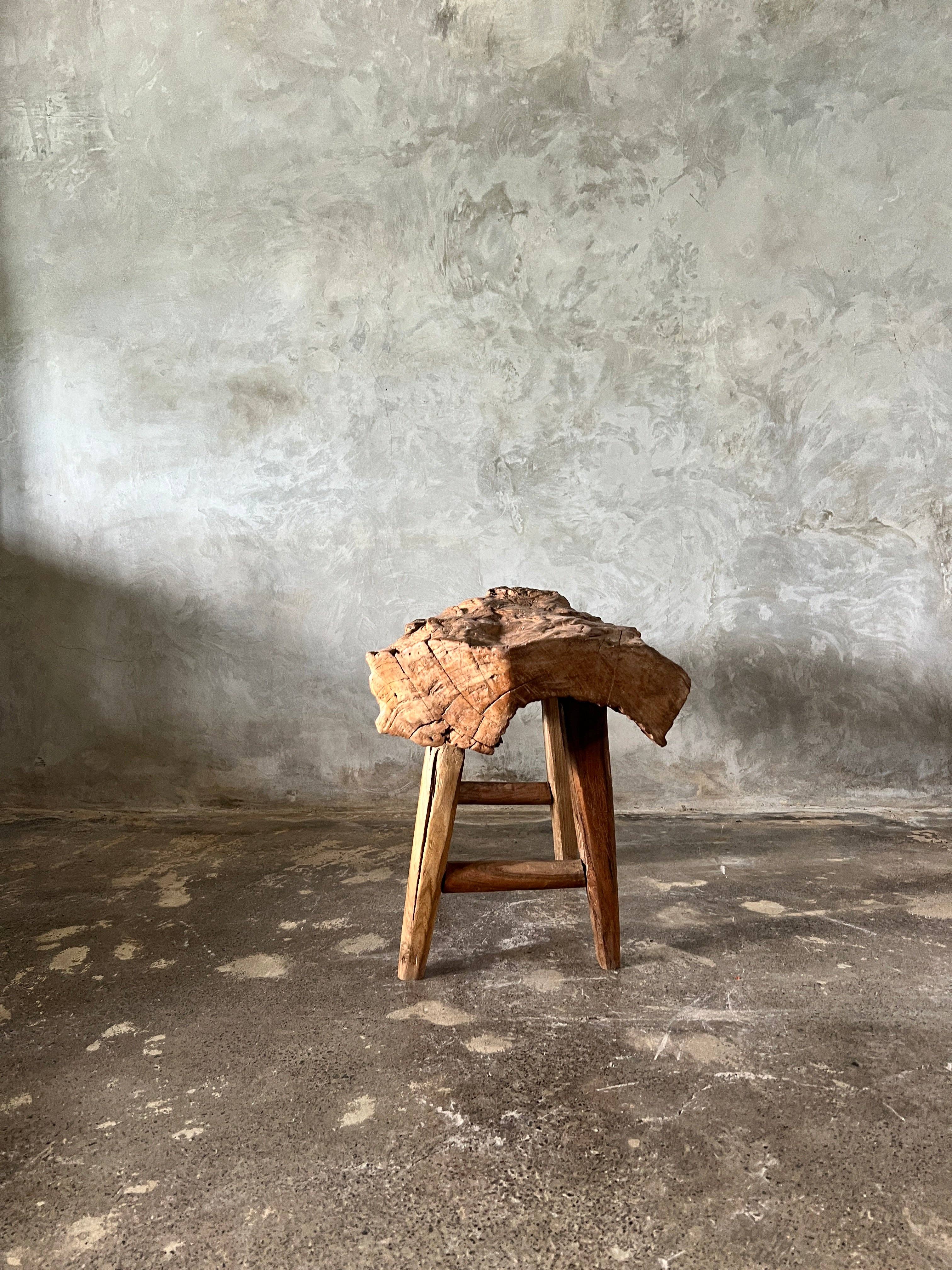 Office Objets - Venta al por mayor Bancos - Banco pequeño de teca asiática rubia con cuatro patas - Sembilan27