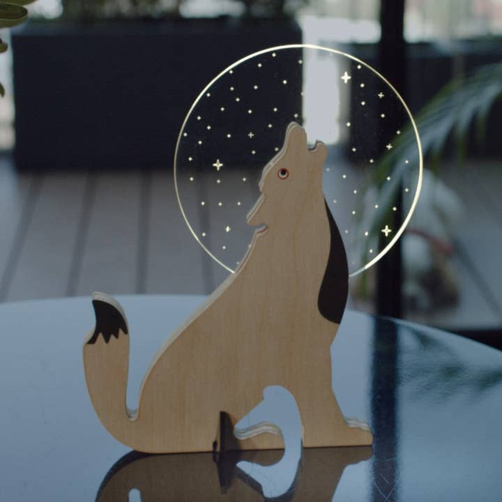 Wilder Knollenwolf für den Großhandel von Studio Cheha