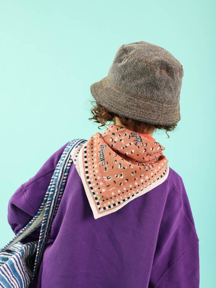 Foulard Bébé Enfant Zebra Beige pour la vente par Maison Augustin