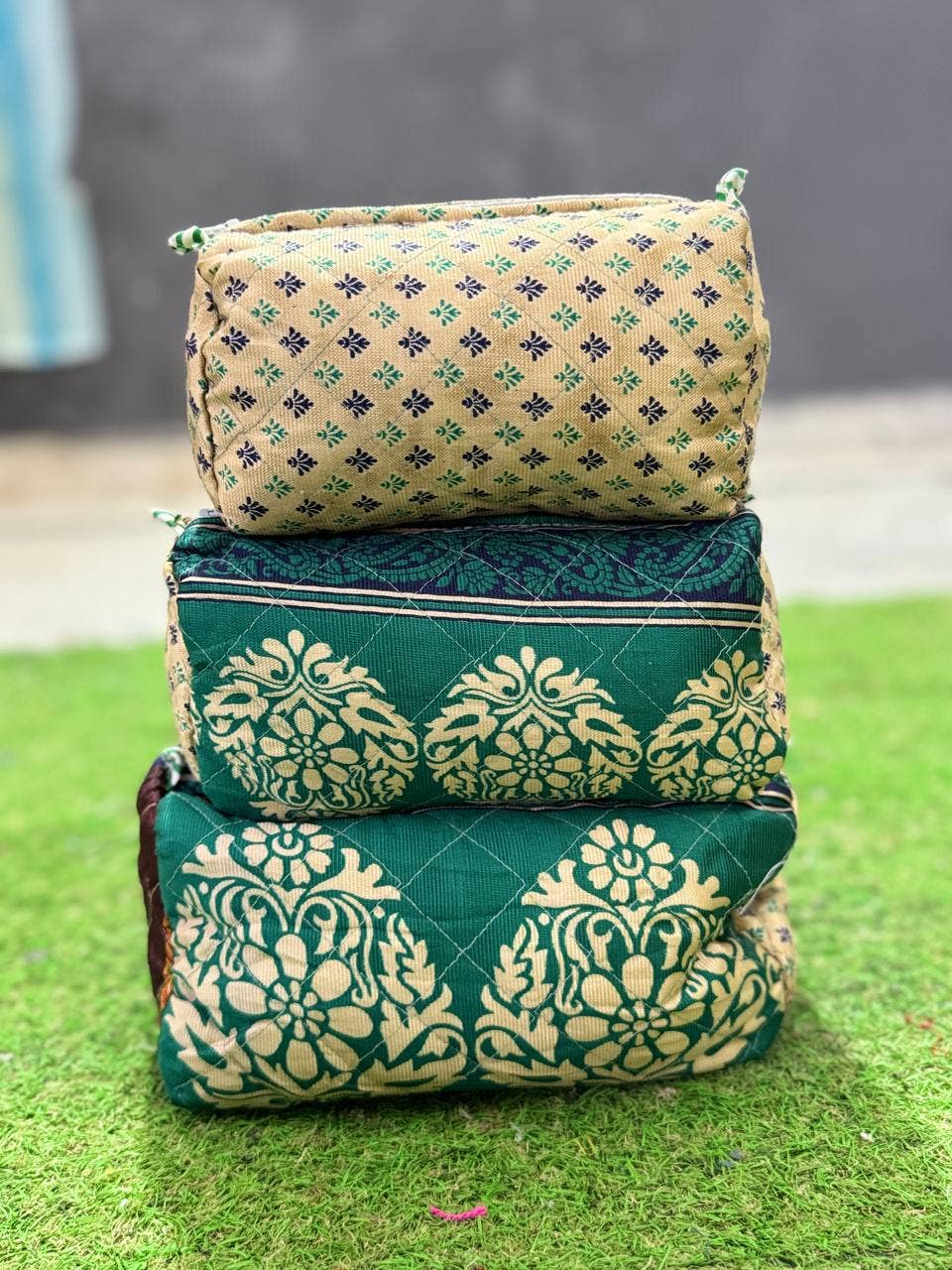 GYPSY STUDIO – wholesale Make-up/cosmetic bag – Silk Quilted 3 pcs Cosmetic Bag Set Woman's Travel Handbags0