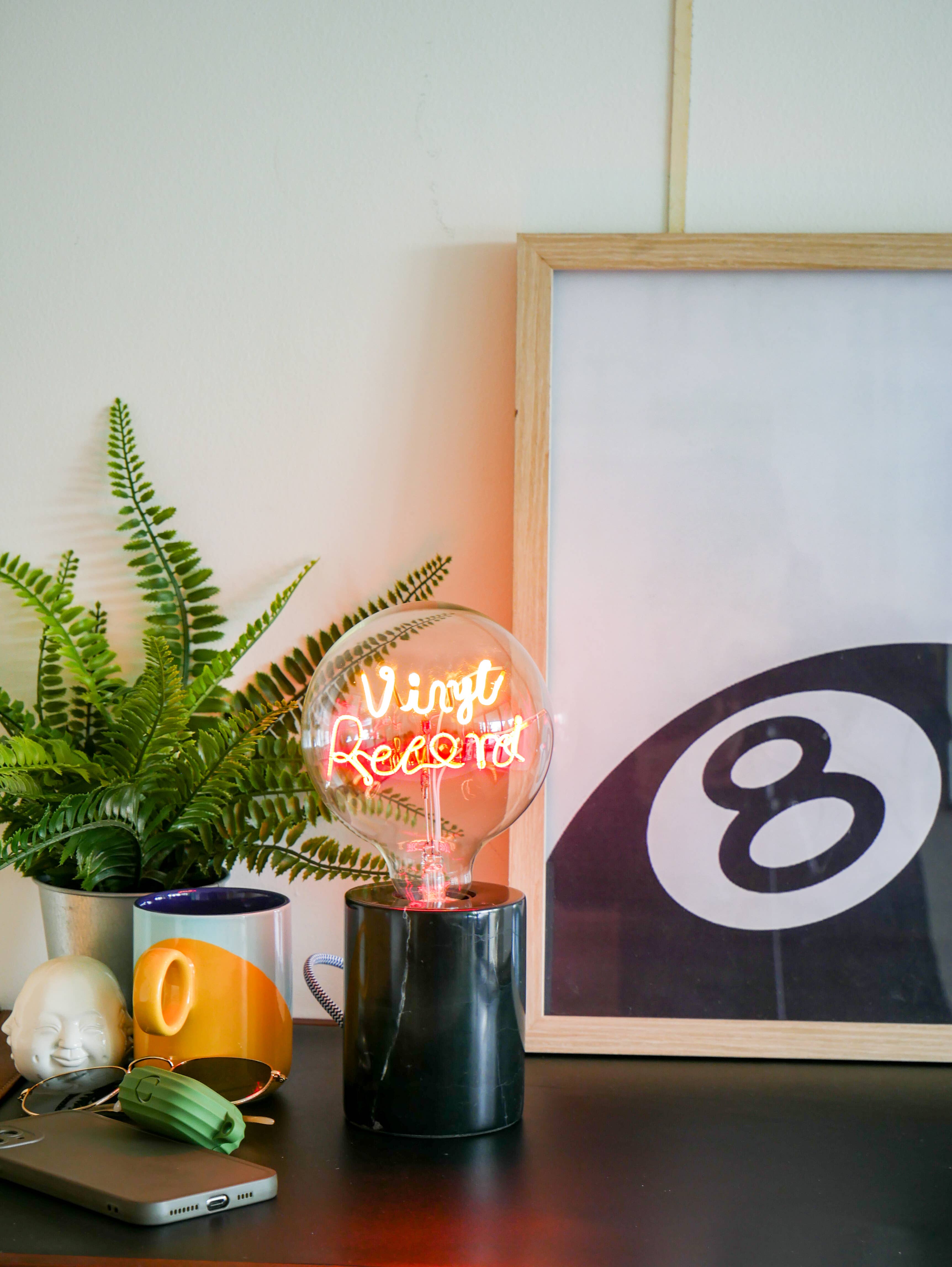 Steepletone UK Ltd - Wholesale Light Bulb/Puck - LED Text Light Bulbs- Screw Down8