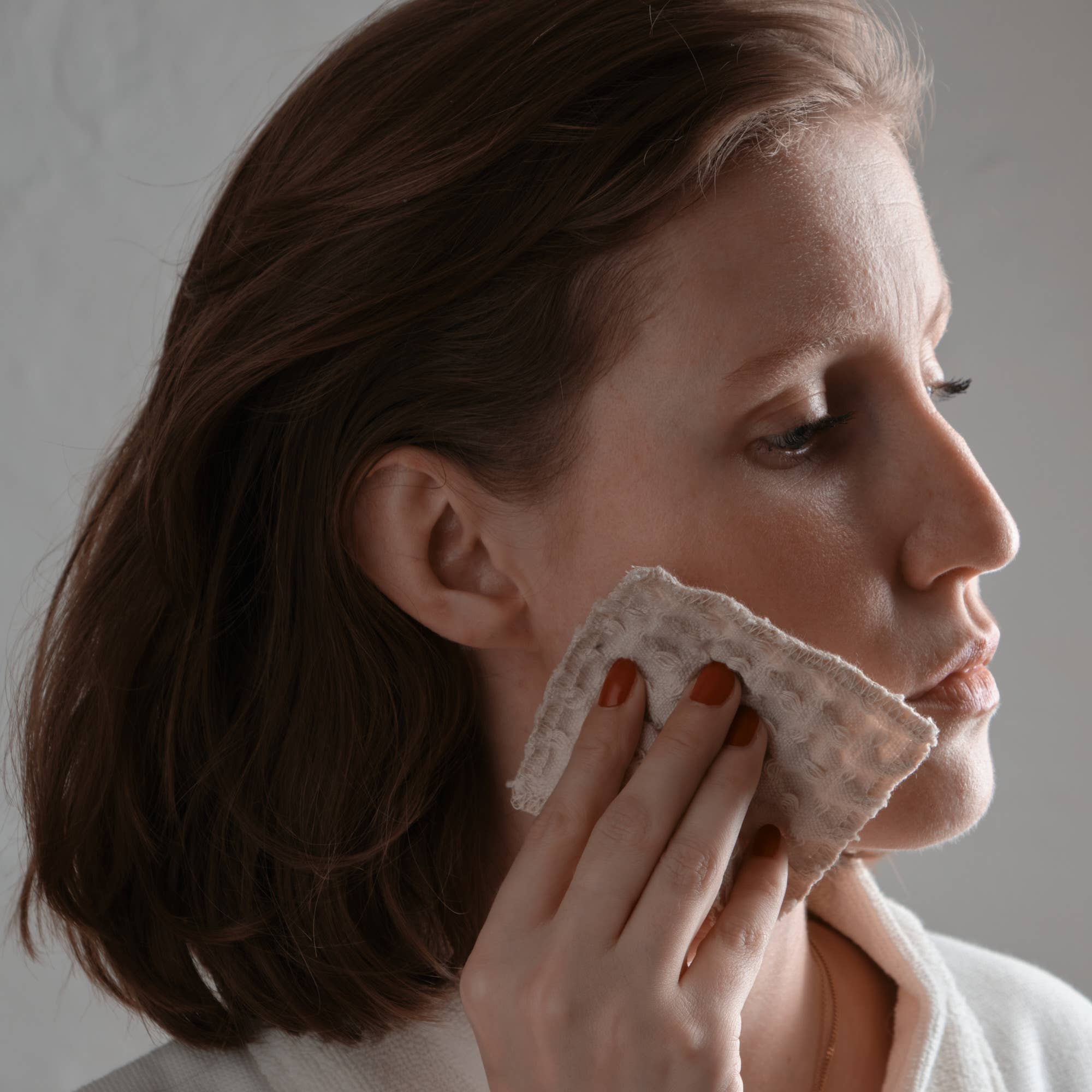 The Organic Company - Wholesale Makeup Remover - Big Waffle Makeup Pads - Stone3