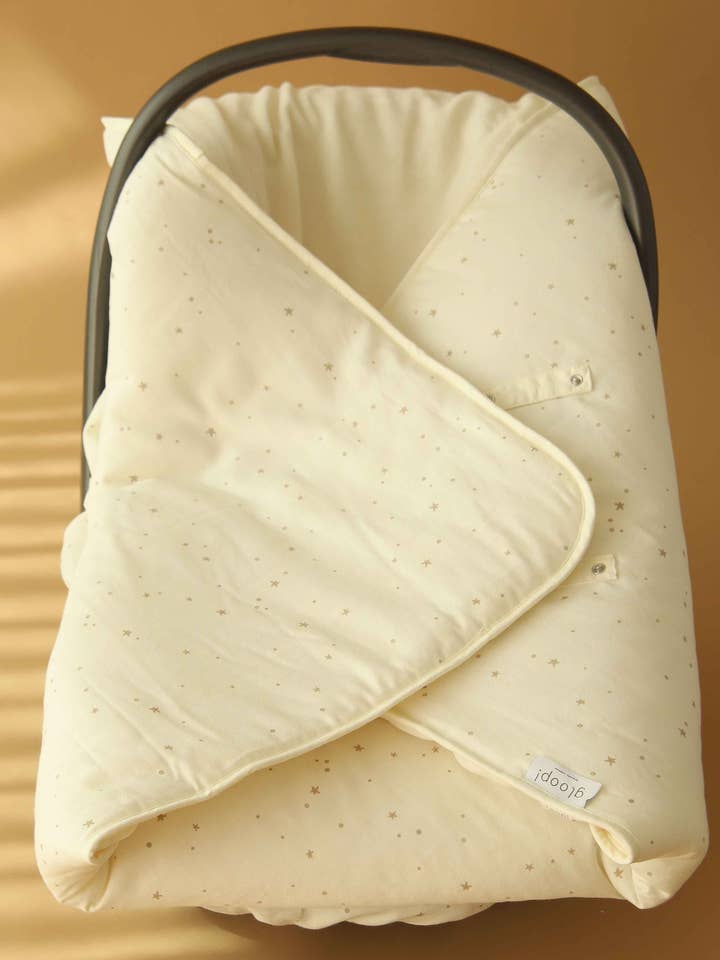 Soft Sky Egg Blanket for wholesale by gloop!