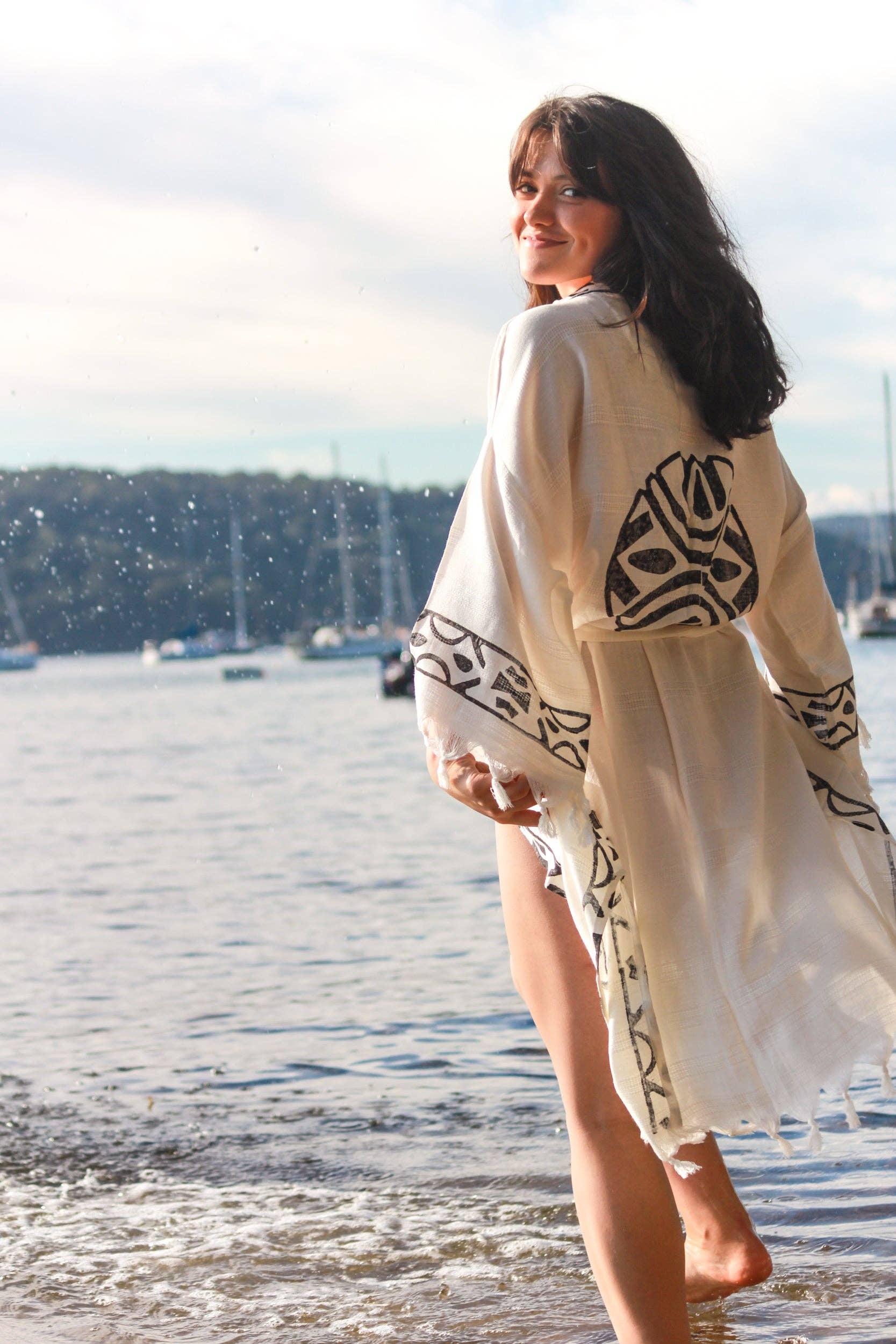 Anakiz Organic – Großhandel Kimono – Damen – Tabarna Kimono mit weicher Textur4