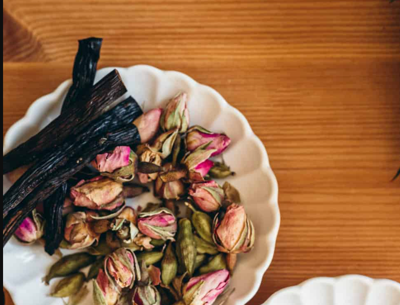 Essbee Bath and Body – Engroshandel Fast parfume – Rose & Vanilje Fast Parfume2