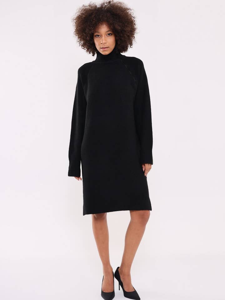 ABITO MIDI IN MAGLIA ADERENTE IN LANA per la vendita all'ingrosso da parte di Cloth Cube