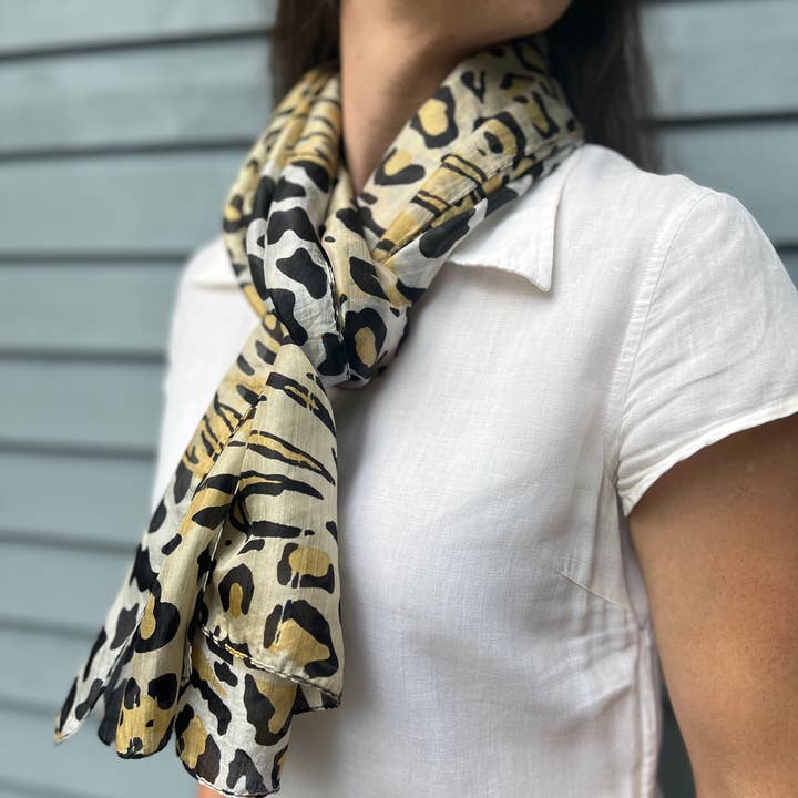 Rayz Intl - Wholesale Scarf - Women's - Gold Animal Print Silk Scarf