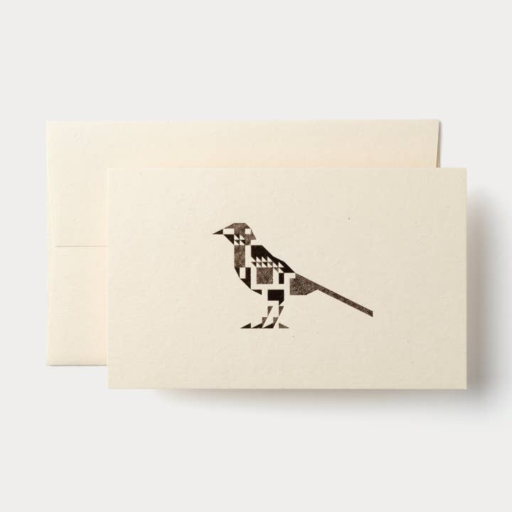 Carte en aluminium doré rose | Birds Are Dinosaurs : Bergeronnette pour la vente par Nandaka