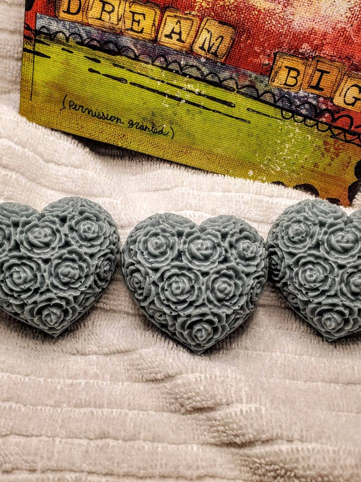 Herz Seifen für den Großhandel von HolliCrafted LLC