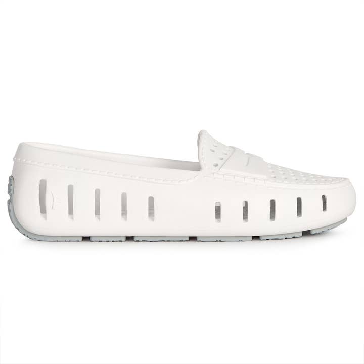 WOMENS BRIGHT WHITE/HARBOR MIST GRAY POSH 2.0 for wholesale by Floafers