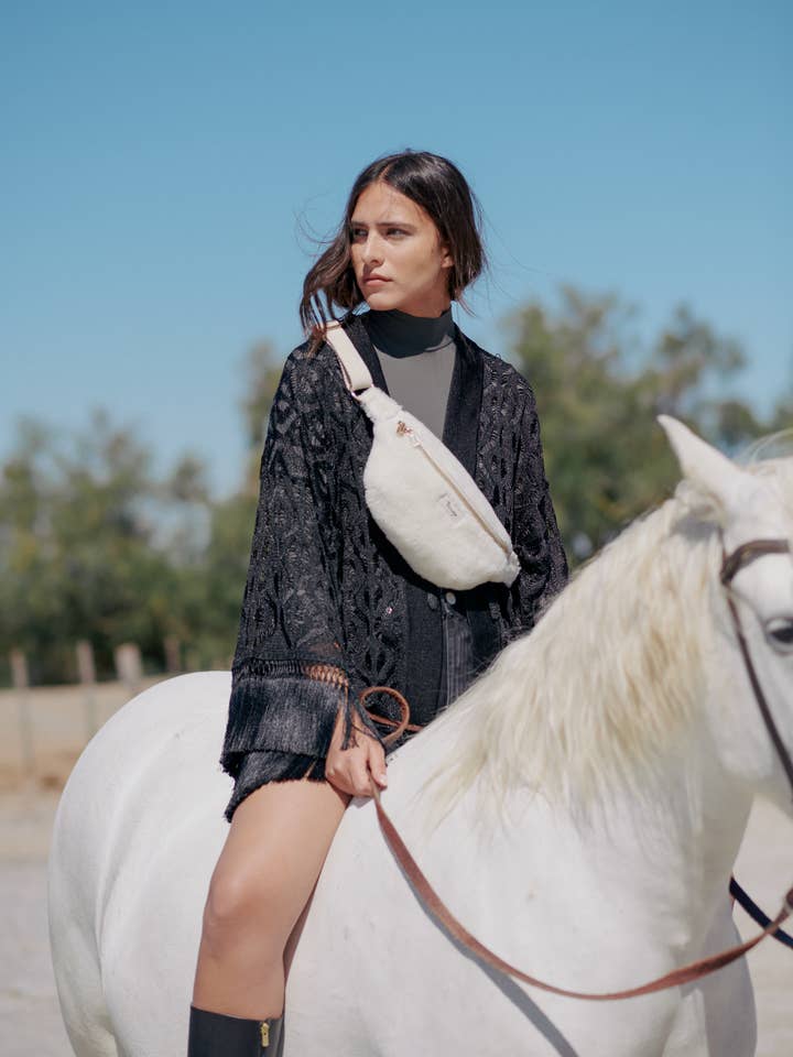 FANNY PACK MISHA VELVET PINK for wholesale by Maradji