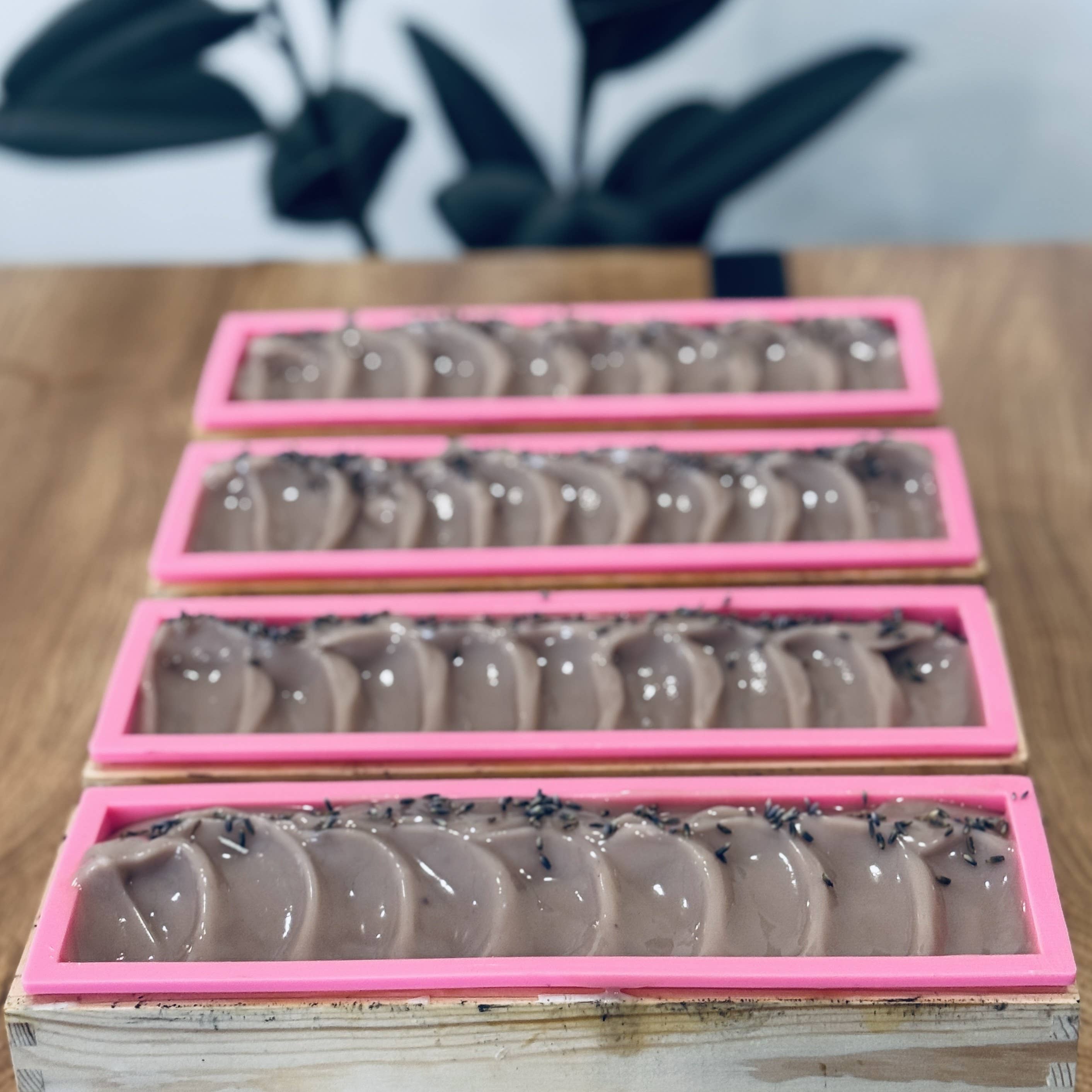 Mint Made Artisan Soaps and Holistic Skincare – wholesale Bar Soap – Wild Lavender Soap Bar | Lavender Handmade Soap2