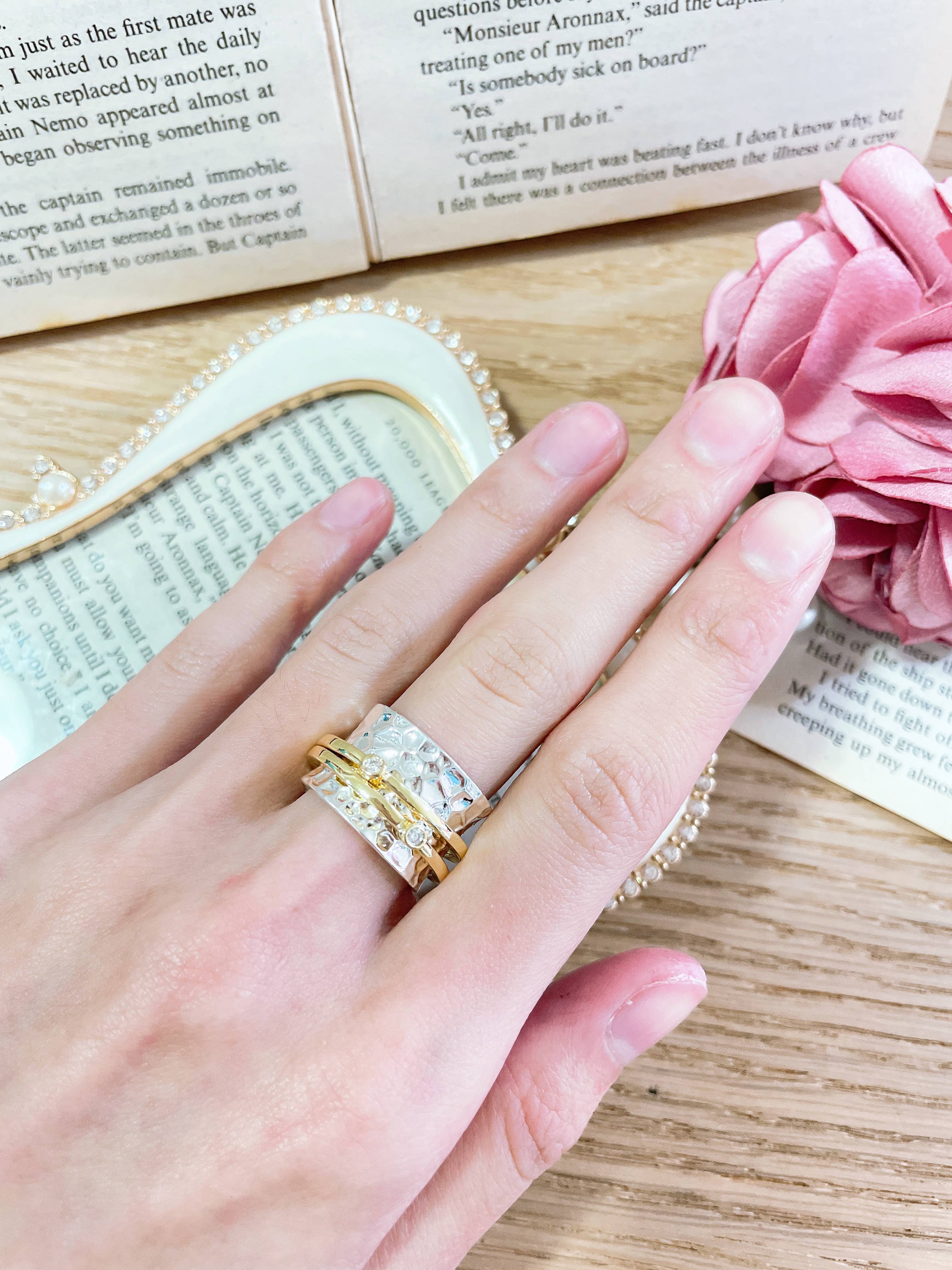 Zoey Simmons - Wholesale Multi-stone ring - CZ Tri Tone Kasey Spinner Ring - SF2