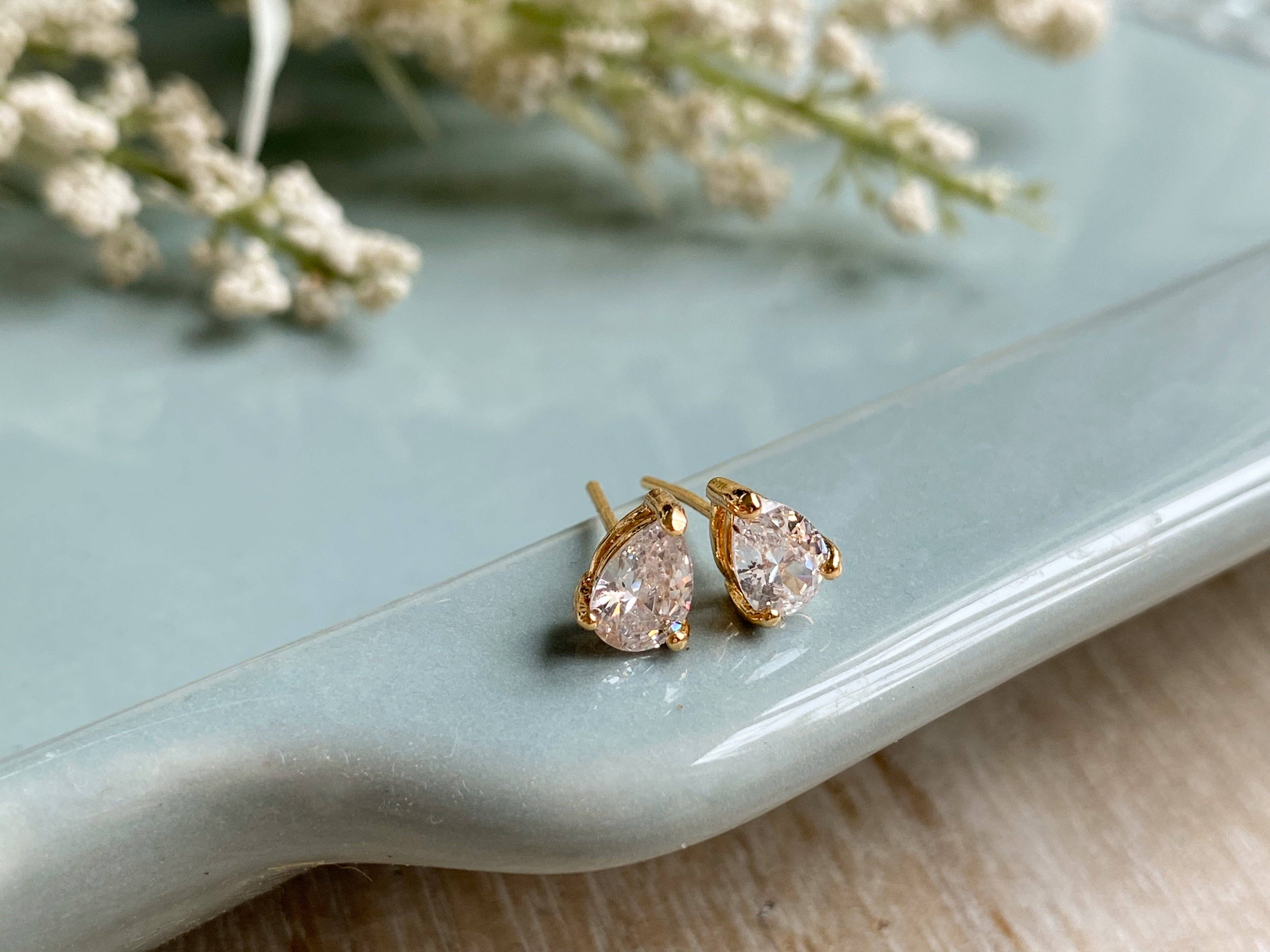 Agaveh girl – Großhandel Ohrstecker – Ohrstecker aus CZ in Tropfenform5