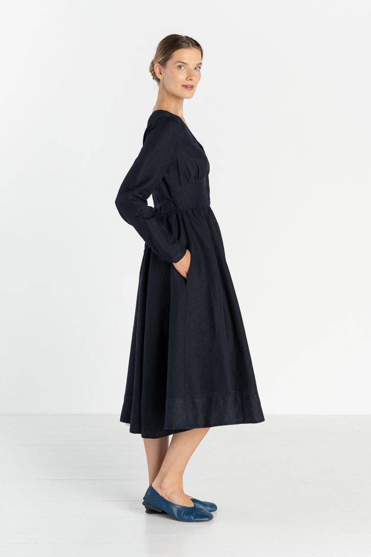 Son de Flor – Großhandel Kleid – Damen – Diane – Leinen-Midikleid mit V-Ausschnitt4