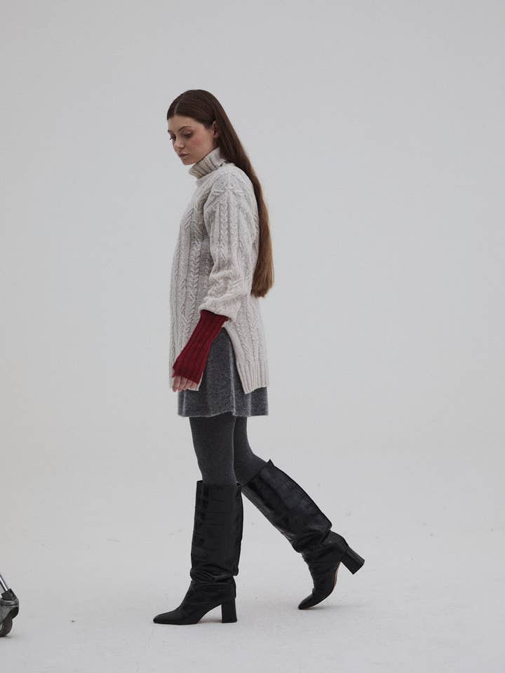 TENNÉ - Wholesale Tunic Sweater - Women's - Clementina - Maxipull Dolcevita a trecce in Lana2