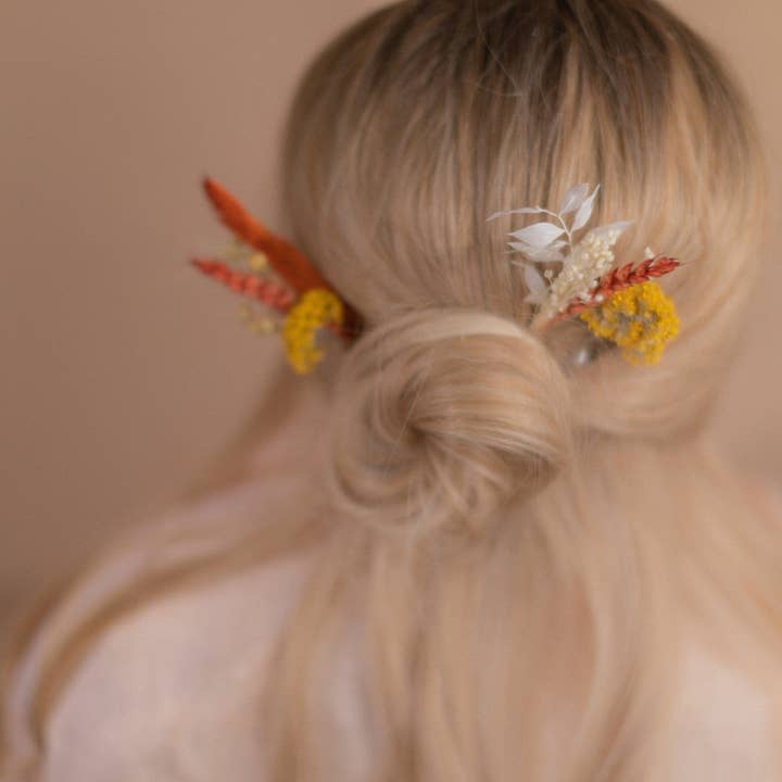 Hidden Botanics – wholesale Torkade/pressade blommor – Färgglada torkade blommor Brudbukett - Bränd Orange & Gul9