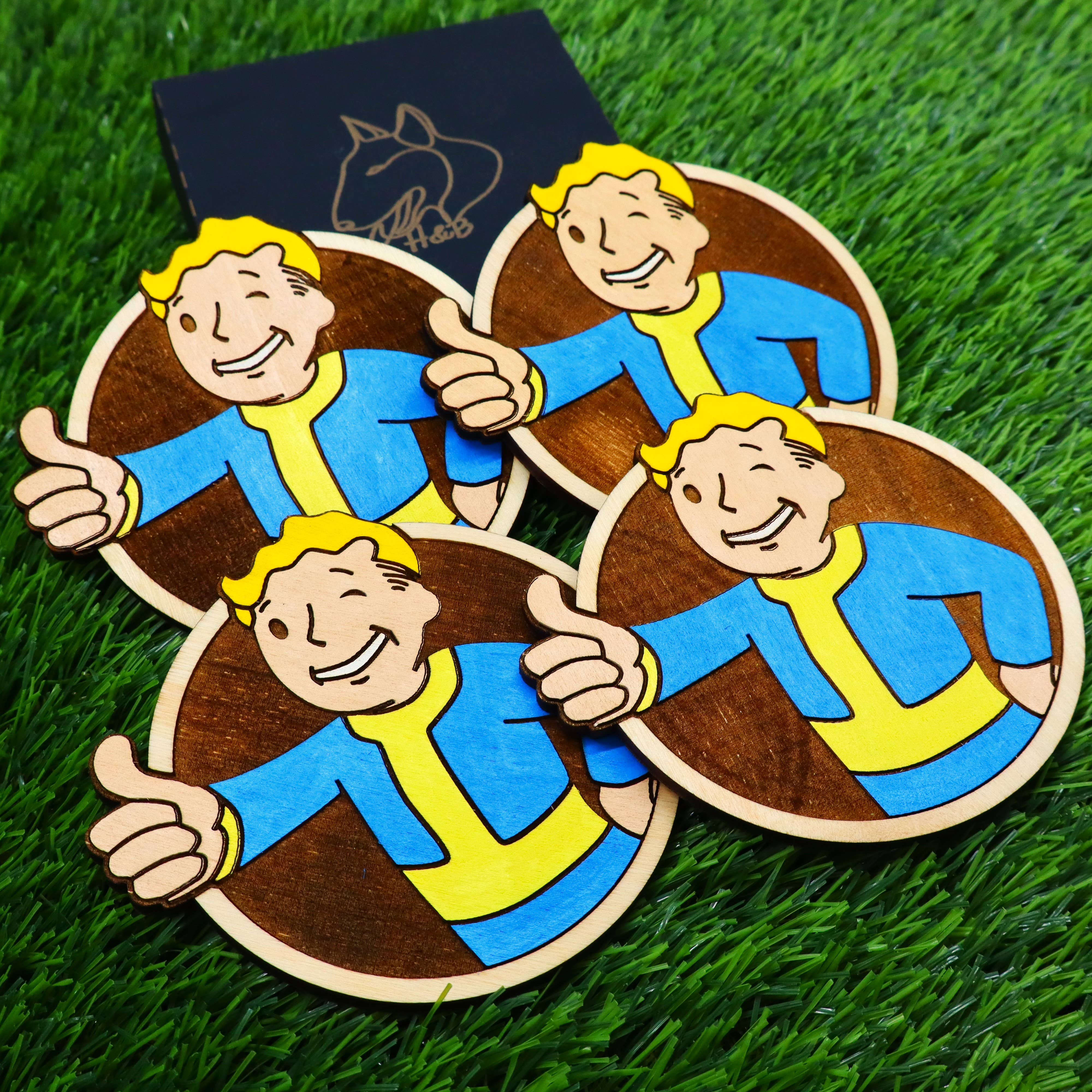 Herbs&Belles – Base de copos por atacado – Porta-copos de Madeira Fallout, Vault Boy Louco, Presente Geek Decoração de Casa8